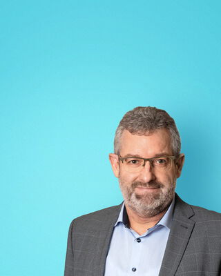 Headerbild Mobil Harald Hoffend 750x1021