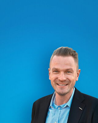 Headerbild Mobil Falk Zimmermann 750x1021